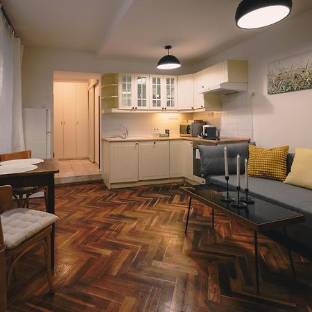 Skau Family Venturska Apartment Bratislava Ngoại thất bức ảnh