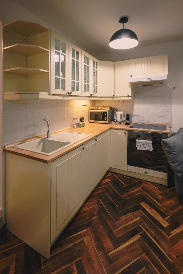 Skau Family Venturska Apartment Bratislava Ngoại thất bức ảnh